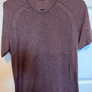lululemon athletica Maroon Short Sleeve Tee